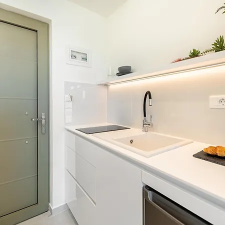 We Summer Dassia (Corfu)